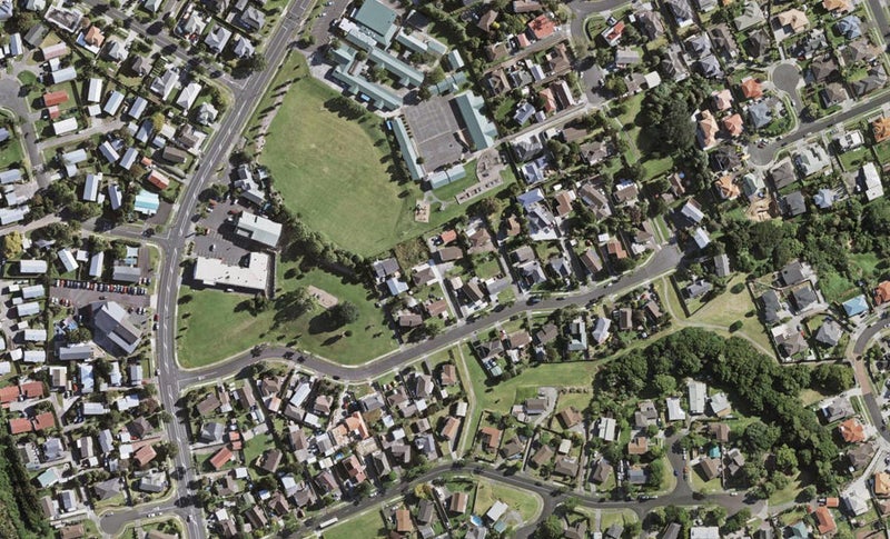 18 Aronia Way, Goodwood Heights, Auckland - Carousel 1
