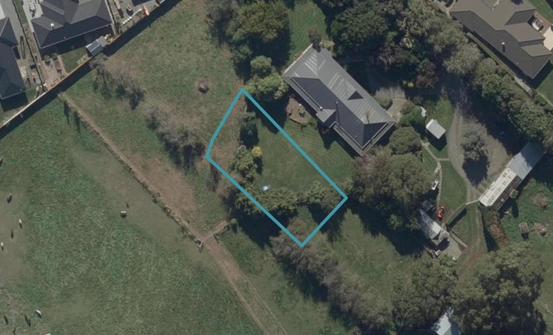 5 Martini Avenue, Leeston, Leeston - Carousel 1