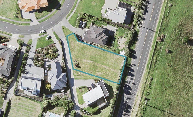 33 Liberty Crescent, Beachlands, Auckland - Carousel 1