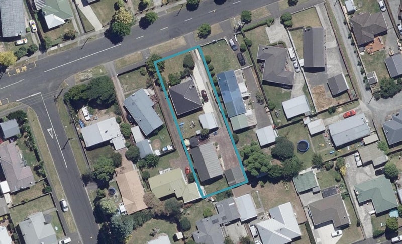 26 Powells Road, Fairview Downs, Hamilton - Carousel 1