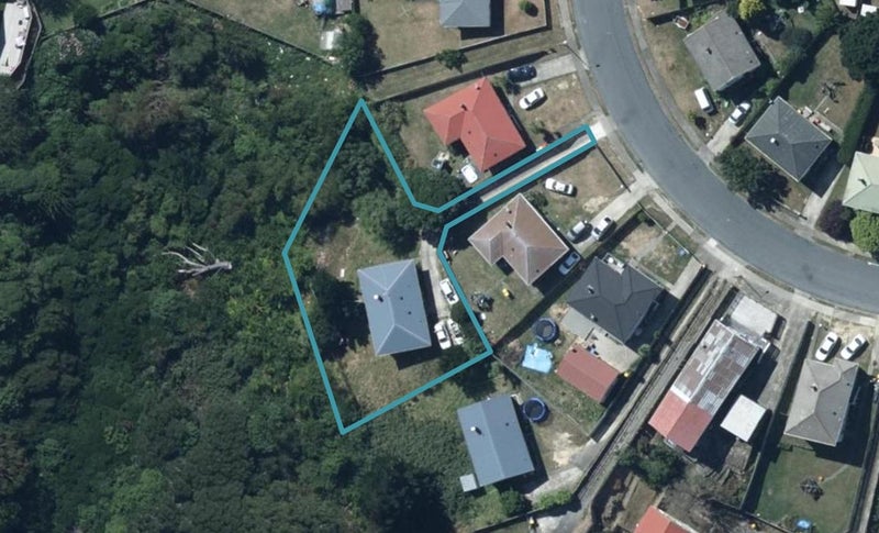 63 Beauzami Crescent, Ascot Park, Porirua - Carousel 1