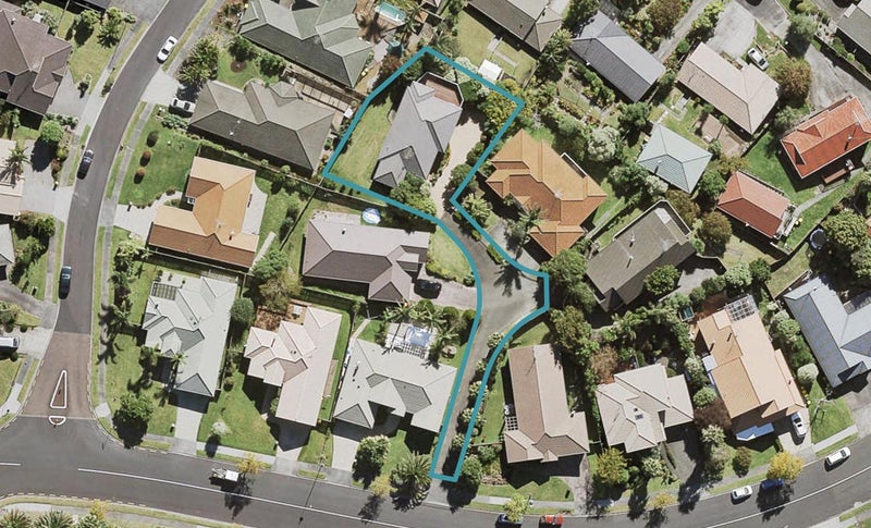 27 Bluebird Crescent, Unsworth Heights, Auckland - Carousel 1