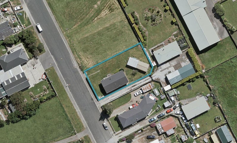 24 Shannon Street, Clifton, Invercargill - Carousel 1