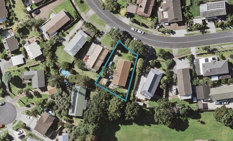 8 Lewisham Street, Highland Park, Auckland - Carousel 1