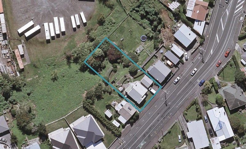 172 Tukapa Street, Westown, New Plymouth - Carousel 1