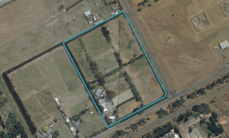 440 Jones Road, Christchurch - Carousel 1