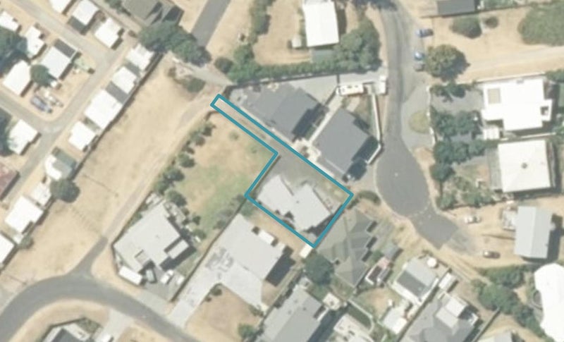 120 Ranfurly Road, Whangamatā - Carousel 1