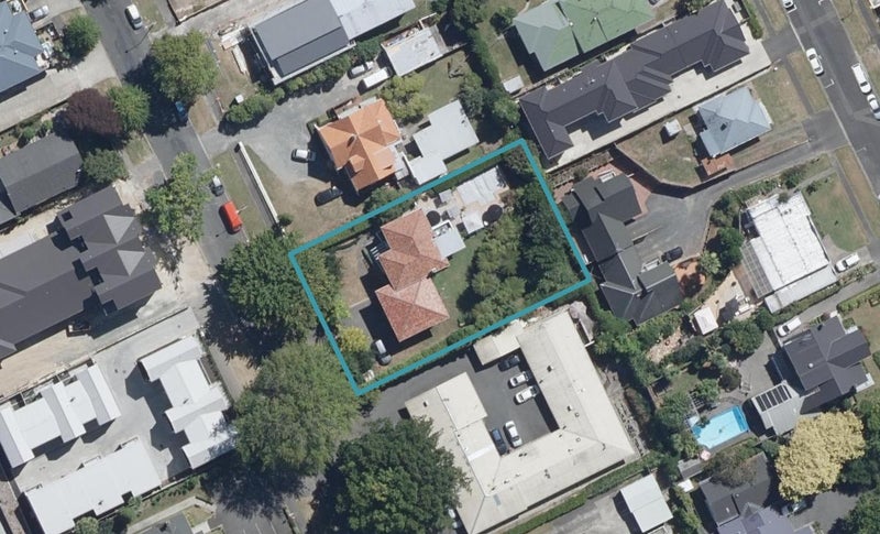 15 Hammond Street, Hamilton Central, Hamilton - Carousel 1
