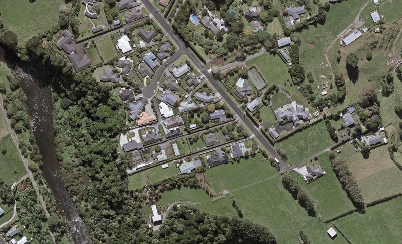 100A Queens Road, Glen Avon, New Plymouth - Carousel 1