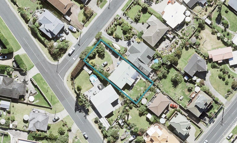 3 De Luen Avenue, Tindalls Beach, Whangaparaoa - Carousel 1