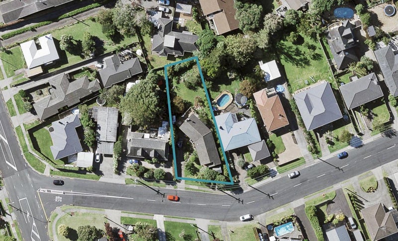 108 Sandspit Road, Shelly Park, Auckland - Carousel 1