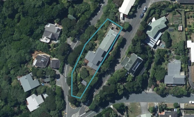 3 The Track, Plimmerton, Porirua - Carousel 1