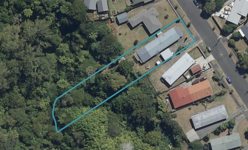 61A Fitzroy Avenue, Fitzroy, Hamilton - Carousel 1