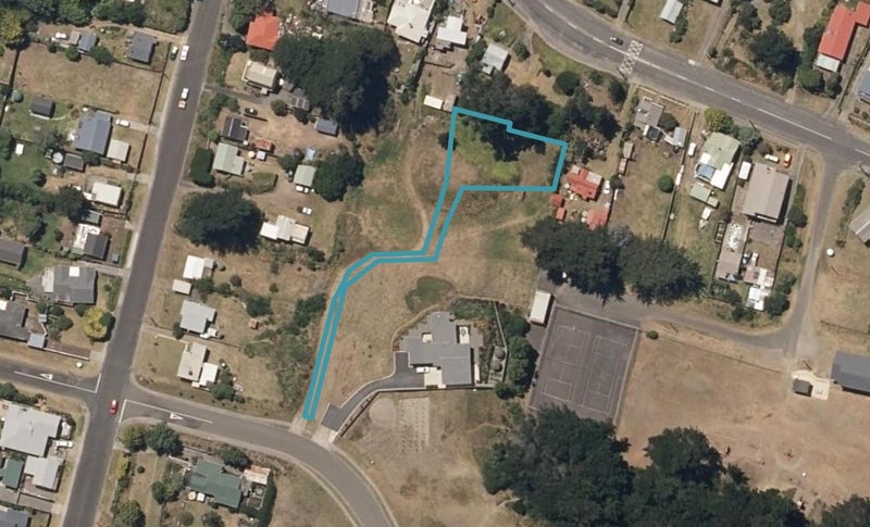 37 Taonui Street, Waitārere Beach, Levin - Carousel 1