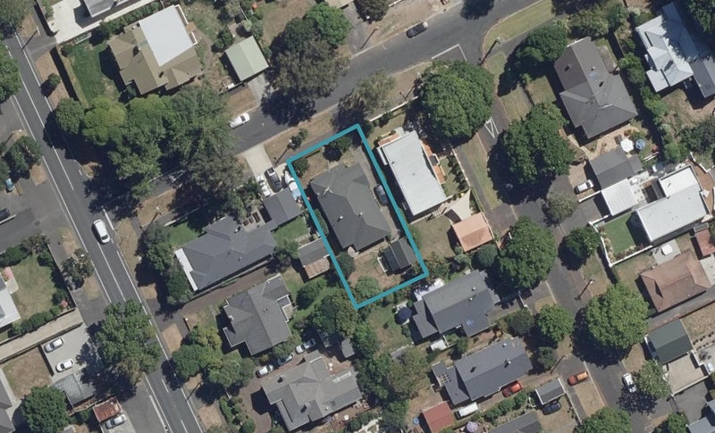 4 Piako Road, Claudelands, Hamilton - Carousel 1