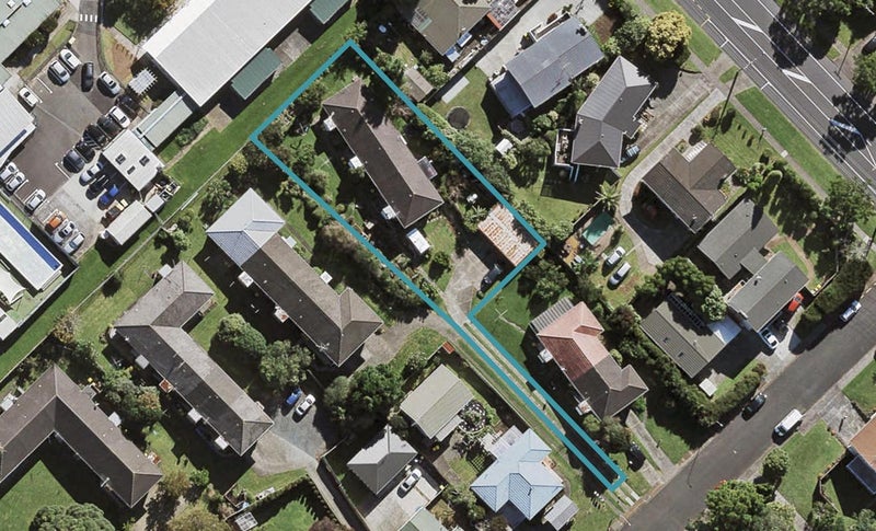 3/5 Ellen Avenue, Hillcrest, Auckland - Carousel 1