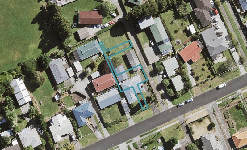 6/42 Woodside Road, Massey, Auckland - Carousel 1
