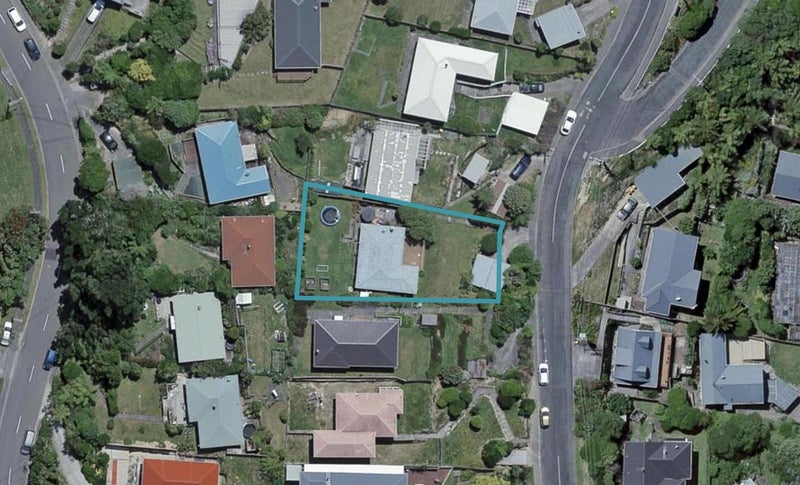 68 Ruskin Road, Newlands, Wellington - Carousel 1
