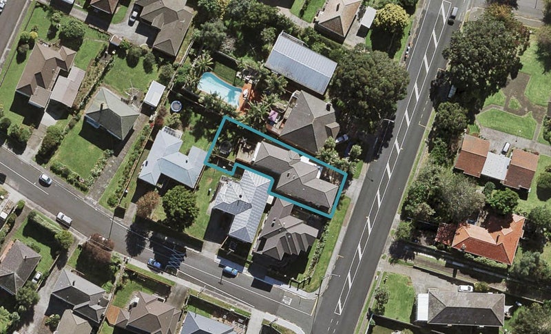 71 Hillsborough Road, Hillsborough, Auckland - Carousel 1