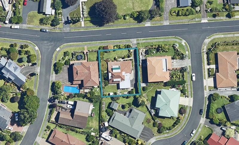 122 Waratah Street, Matua, Tauranga - Carousel 1