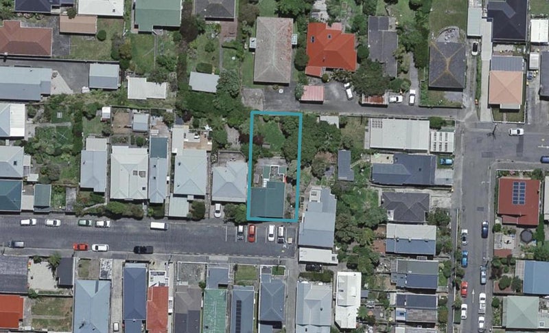 11 Glendavar Street, Berhampore, Wellington - Carousel 1