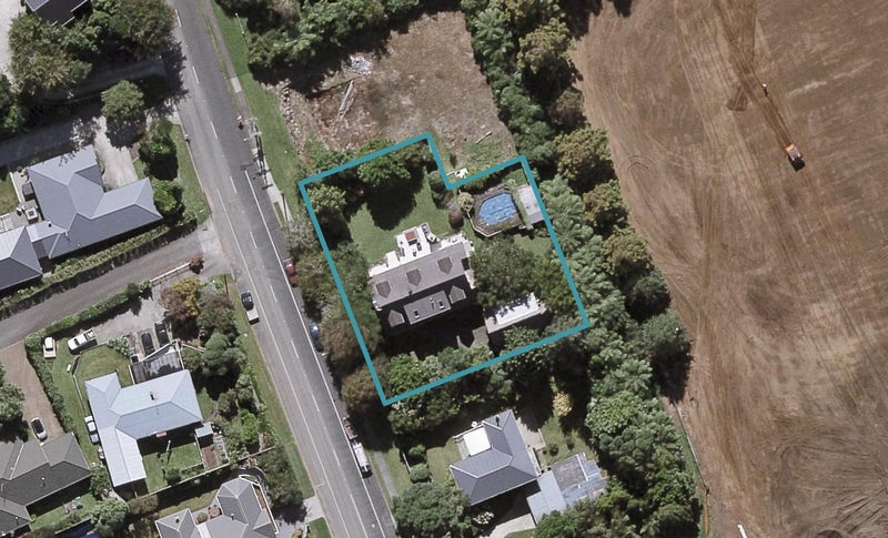33 Fernleigh Street, Ferndale, New Plymouth - Carousel 1