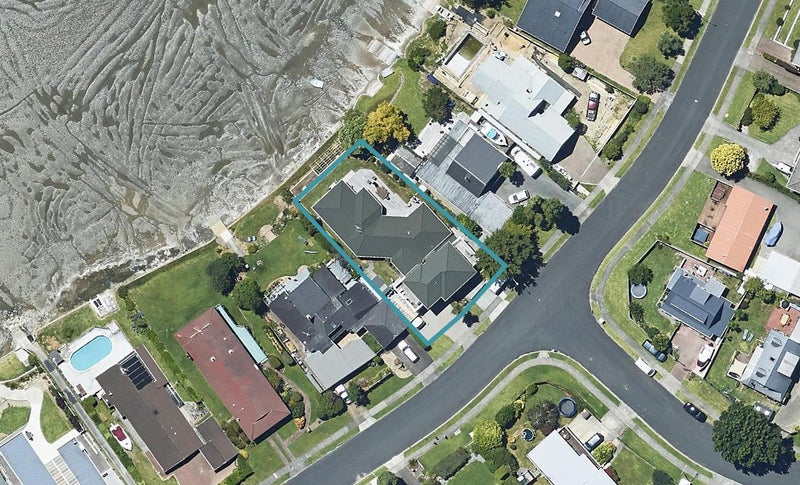 53 Forrester Drive, Welcome Bay, Tauranga - Carousel 1