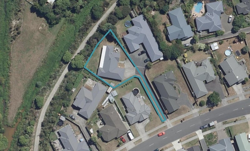 12 Magellan Rise, Flagstaff, Hamilton - Carousel 1