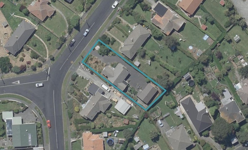 50 Mayfield Avenue, Wakari, Dunedin - Carousel 1