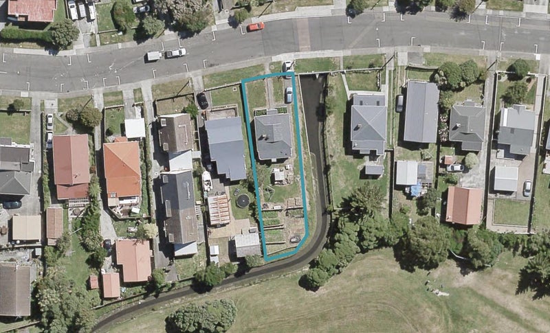 14 Elizabeth Street, Moera, Lower Hutt - Carousel 1