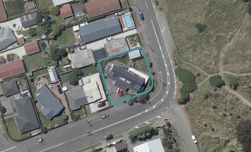 2/21 Caspian Street, South New Brighton, Christchurch - Carousel 1
