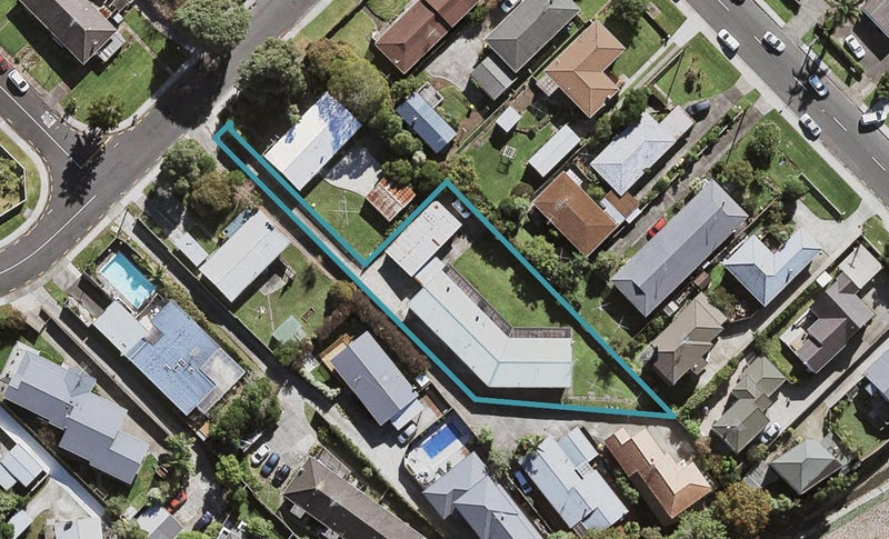 1/77 Sylvia Road, Hillcrest, Auckland - Carousel 1