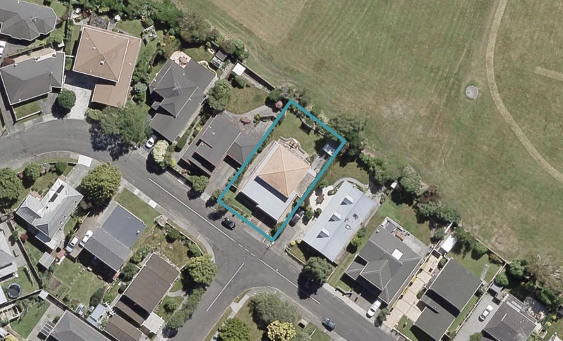 29 De Menech Grove, Avalon, Lower Hutt - Carousel 1