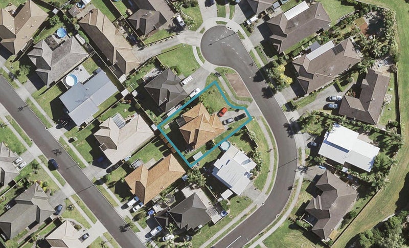 6 Allerton Place, Wattle Downs, Auckland - Carousel 1