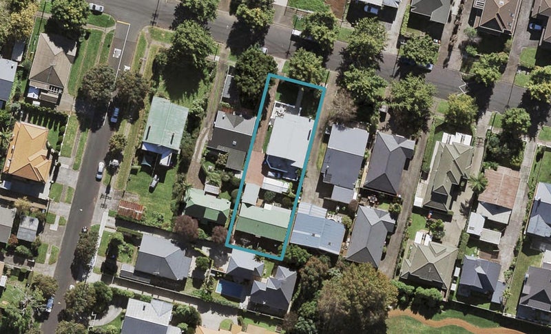 20 Beckenham Avenue, Royal Oak, Auckland - Carousel 1