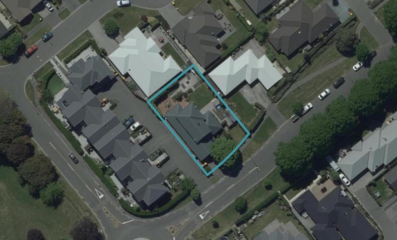6 Linden Grove Avenue, Hillmorton, Christchurch - Carousel 1