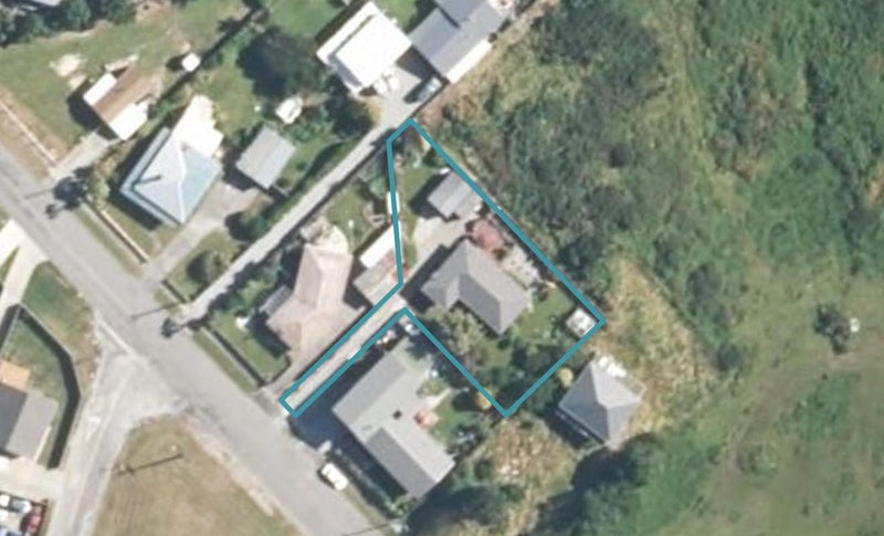 11 Bright Street, Cobden, Greymouth - Carousel 1