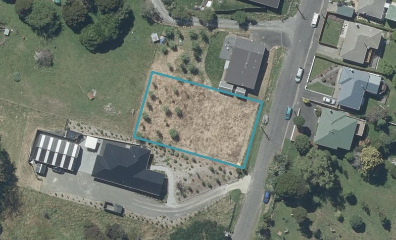 20 Ettrick Street, Glenross, Dunedin - Carousel 1