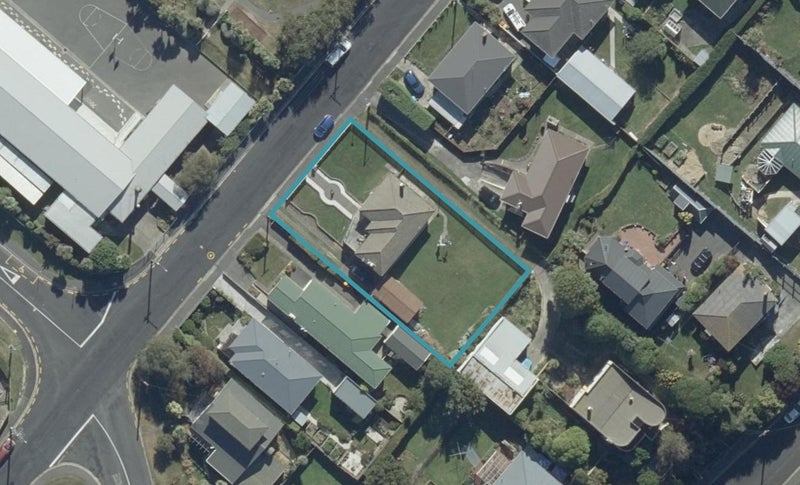 142 Belford Street, Waverley, Dunedin - Carousel 1