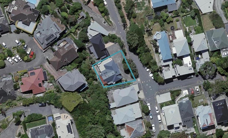 30 Hay Street, Oriental Bay, Wellington - Carousel 1