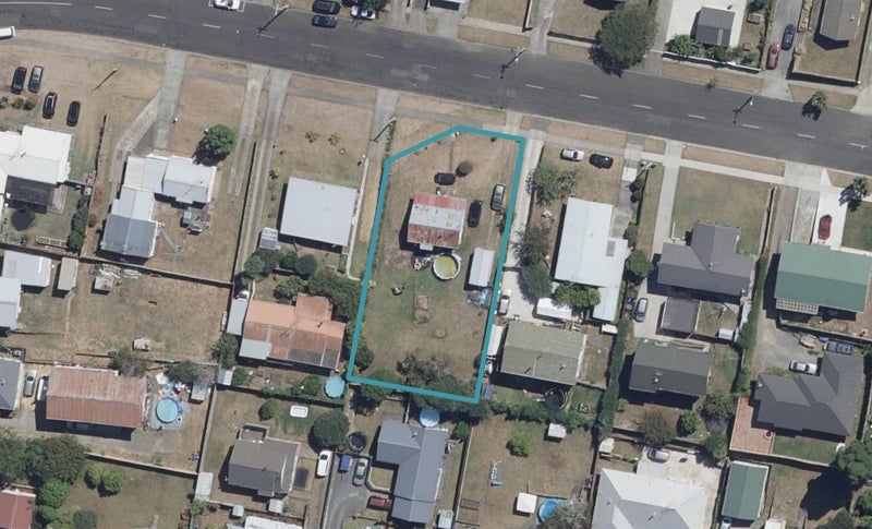 30 Cowley Drive, Temple View, Hamilton - Carousel 1