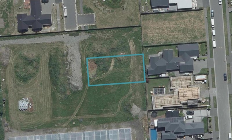 5 Perehia Mews, Marshland, Christchurch - Carousel 1