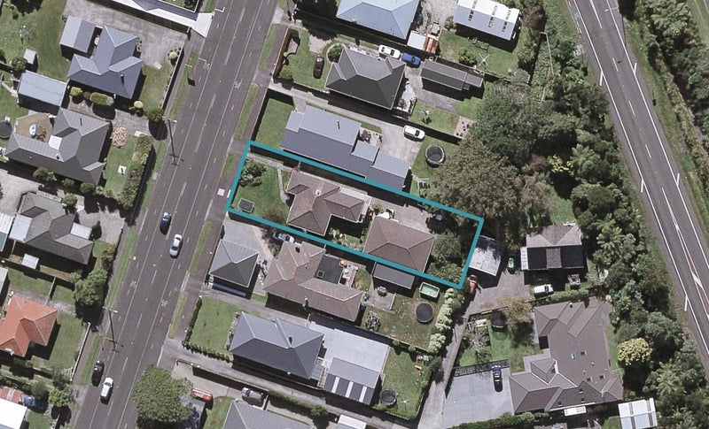 249 Coronation Avenue, Welbourn, New Plymouth - Carousel 1