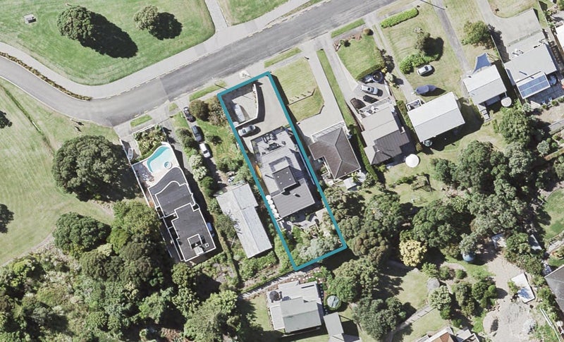 20 Omana Esplanade, Maraetai, Auckland - Carousel 1