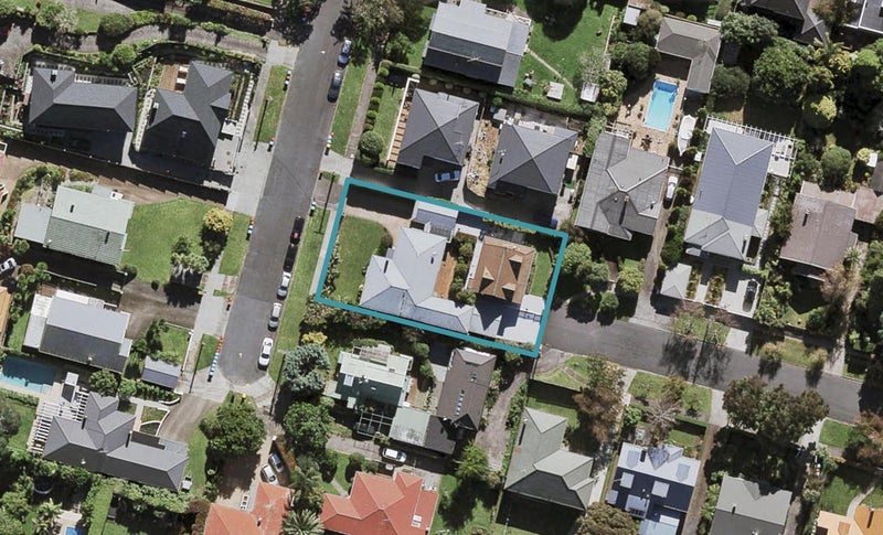6 Rostrevor Avenue, Epsom, Auckland - Carousel 1
