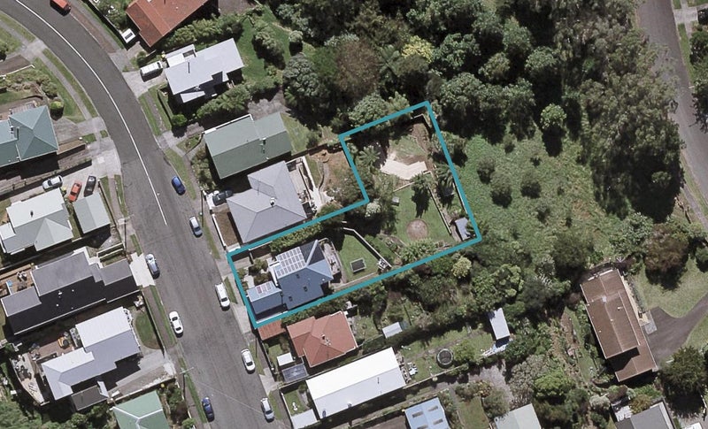 54 Dorset Avenue, Westown, New Plymouth - Carousel 1