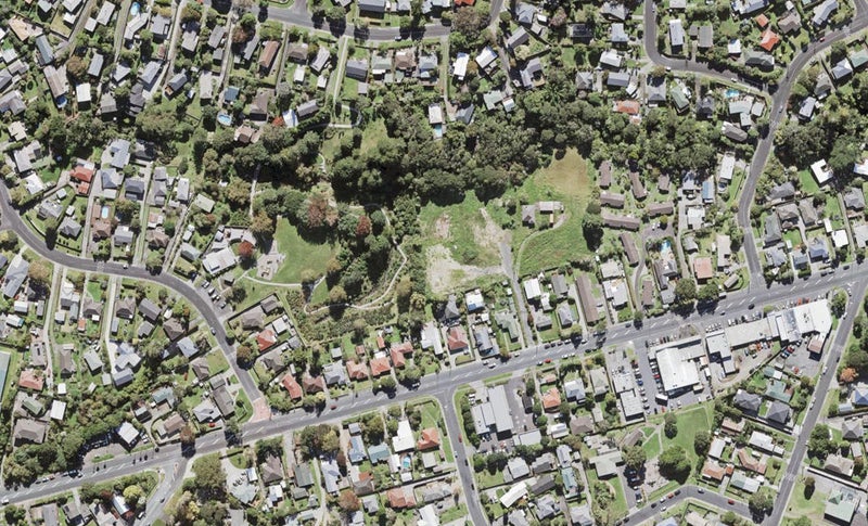 11 Hava place, Green Bay, Auckland - Carousel 1