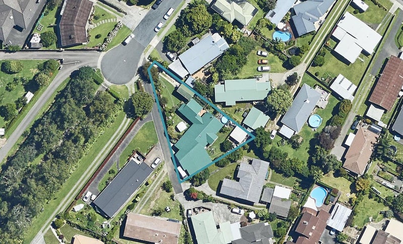 44 Kings Avenue, Matua, Tauranga - Carousel 1