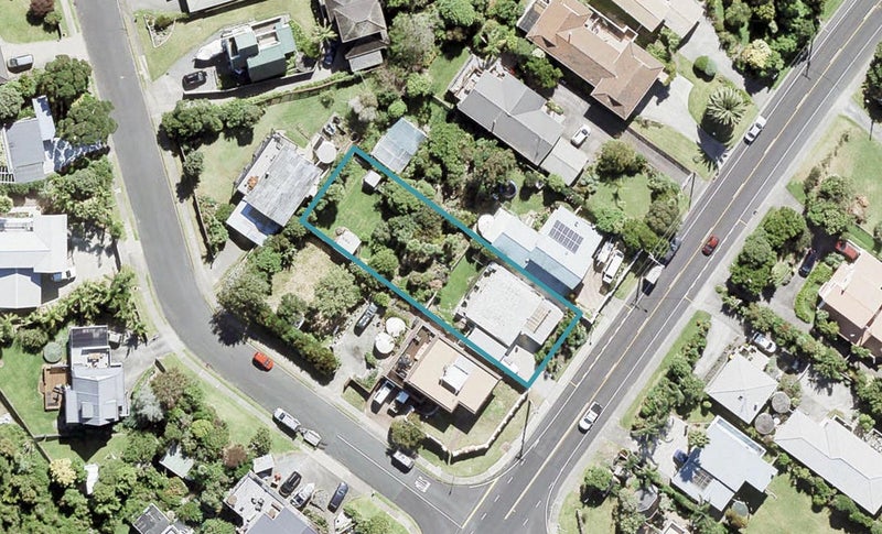 1242 Whangaparaoa Road, Gulf Harbour, Whangaparaoa - Carousel 1