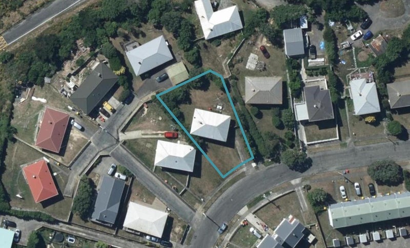 62 Owhiti Street, Titahi Bay, Porirua - Carousel 1